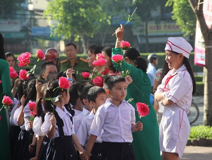 TP.HCM: Học sinh tựu trường vào ngày 19/8