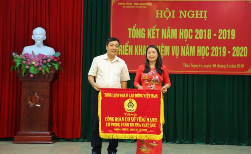 Ngành Giáo dục Thái Nguyên triển khai nhiệm vụ năm học mới 2019 - 2020. - Ảnh minh hoạ 3