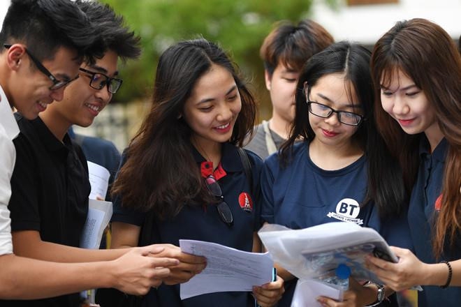 Các trường Đại học tốp đầu đồng loạt công bố điểm chuẩn