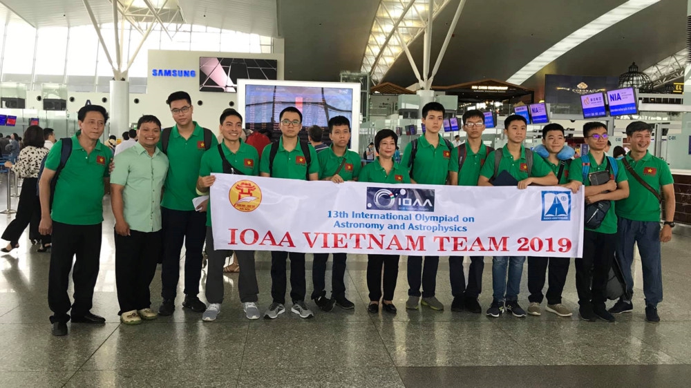 Học sinh Việt Nam giành giải Nhất toàn đoàn tại cuộc thi Olympic Thiên văn và Vật lí thiên văn quốc tế 2019