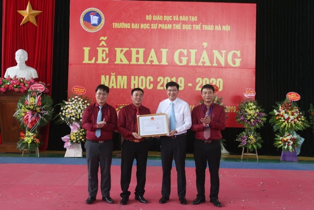 Trường ĐH Sư phạm TDTT Hà Nội khai giảng năm học mới