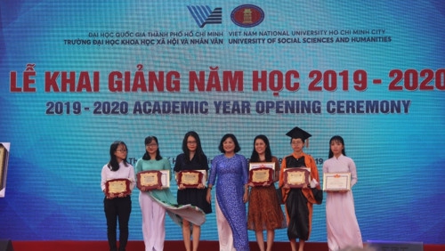 Đồng chí Võ Văn Thưởng dự khai giảng Trường ĐH Khoa học Xã hội và Nhân văn TP.HCM - Ảnh minh hoạ 5