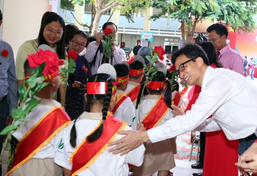 Lãnh đạo Đảng, Nhà nước quan tâm khích lệ, cùng hơn 22 triệu học sinh cả nước chào mừng năm học mới - Ảnh minh hoạ 4