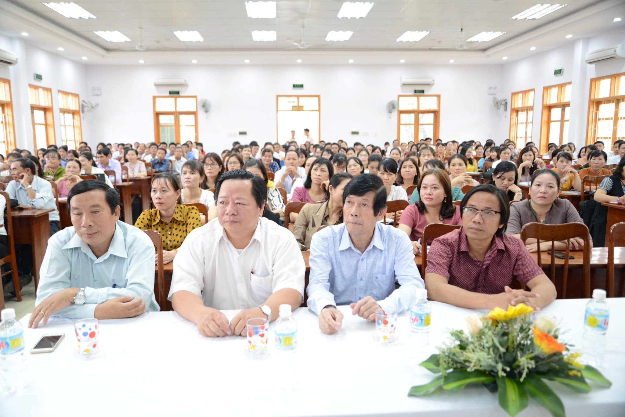 Bình Định: Bồi dưỡng, tập huấn cho 243 giáo viên tiểu học cốt cán