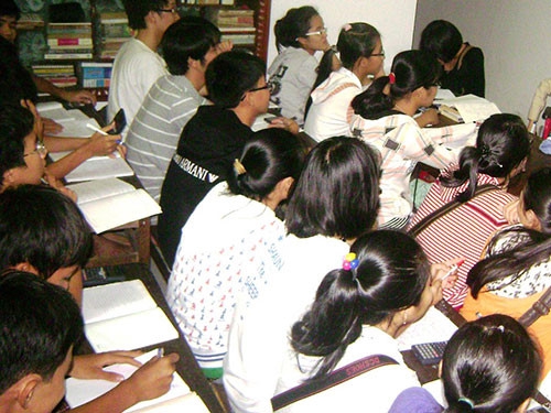 Nam Định quy định mức thu, chi dạy thêm trong trường học
