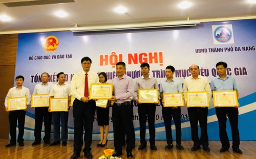 Xây dựng nông thôn mới trong lĩnh vực GD cũng cần tránh “bệnh thành tích” - Ảnh minh hoạ 2