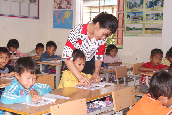 Mô hình trường tiểu học “nội trú” ở Kỳ Sơn (Nghệ An): Giúp học sinh yên tâm đến lớp
