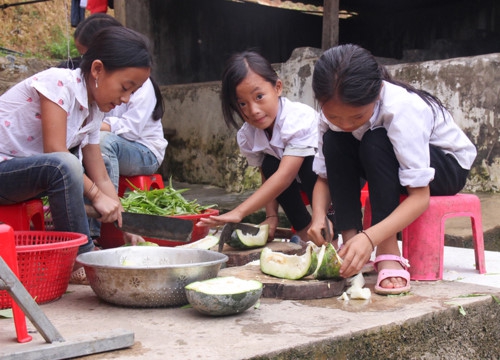 Mô hình trường tiểu học “nội trú” ở Kỳ Sơn (Nghệ An): Giúp học sinh yên tâm đến lớp - Ảnh minh hoạ 6