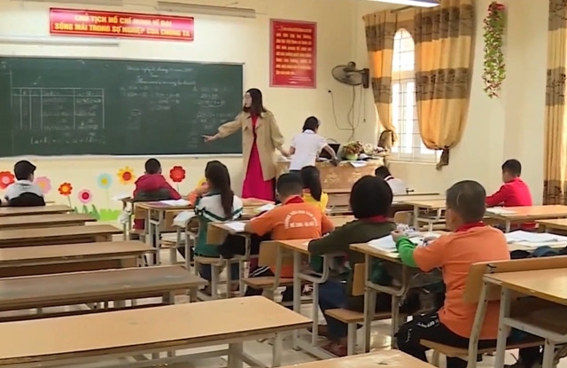 Huyện Mê Linh (Hà Nội): Nỗ lực vận động học sinh quay lại trường