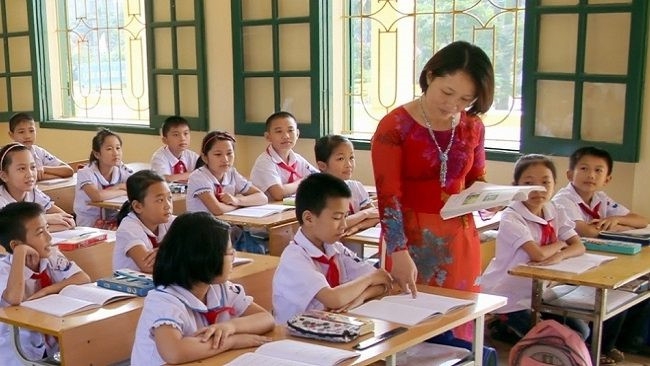 Tinh giản biên chế: “Biết rồi, khổ lắm, nói mãi…”