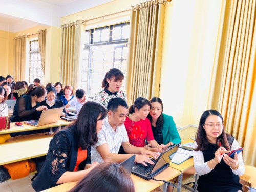 Lào Cai: Bồi dưỡng Chương trình GDPT mới cho 223 giáo viên cốt cán - Ảnh minh hoạ 3