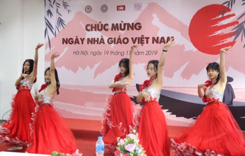 Viện Đào tạo Quốc tế (Học viện Tài chính): Tổ chức lễ kỷ niệm ngày Nhà giáo Việt Nam 20/11 - Ảnh minh hoạ 3