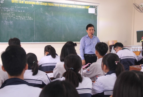Hơn 750 giáo viên THPT và GDTX thi giáo viên dạy giỏi tỉnh Nghệ An - Ảnh minh hoạ 3