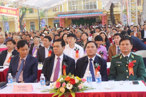 Hà Tĩnh: Kỷ niệm 60 năm thành lập trường THPT Trần Phú - Ảnh minh hoạ 5
