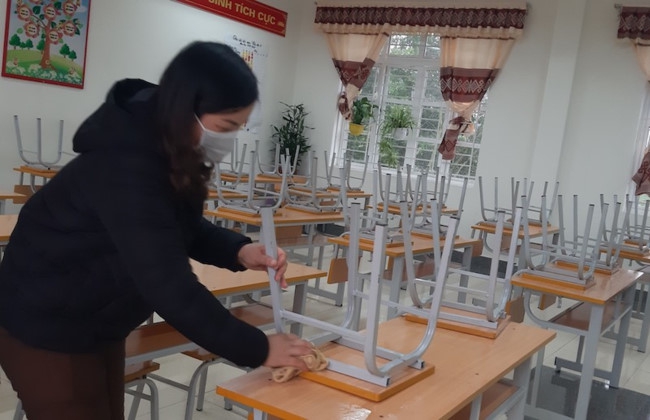 Quảng Ninh: 100% trường học tổng vệ sinh, phun thuốc khử khuẩn phòng chống virus Corona - Ảnh minh hoạ 3