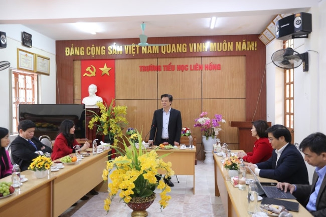 Thứ trưởng Bộ GD&ĐT Nguyễn Hữu Độ: Không để học sinh vì phải học bù mà bị quá tải - Ảnh minh hoạ 3