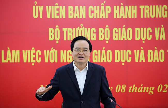 Bộ trưởng Phùng Xuân Nhạ kiểm tra công tác phòng chống dịch nCoV tại các sơ sở giáo dục ở Nam Định - Ảnh minh hoạ 3