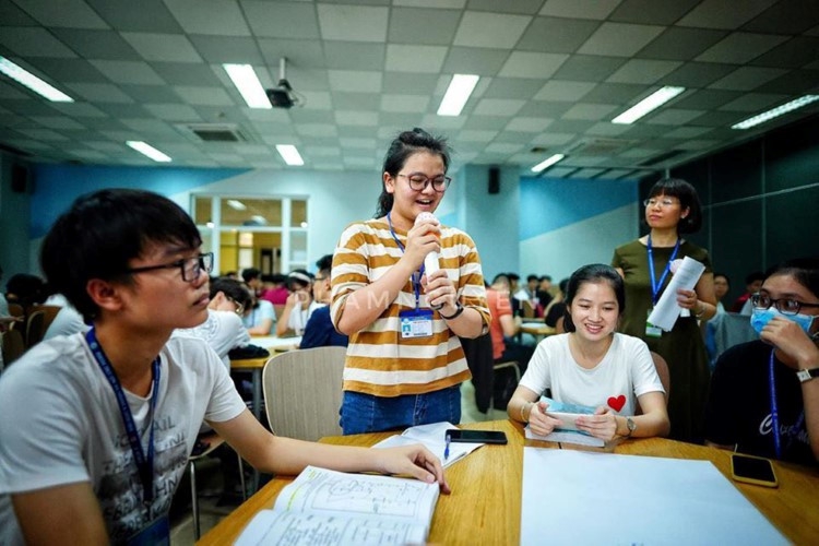 Sinh viên Trường ĐH Y Dược TPHCM đi học trở lại: Nhà trường chủ động, sinh viên yên tâm