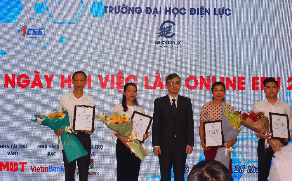 Hơn 2.000 vị trí cho sinh viên trong “Ngày hội việc làm online EPU 2020” - Ảnh minh hoạ 4