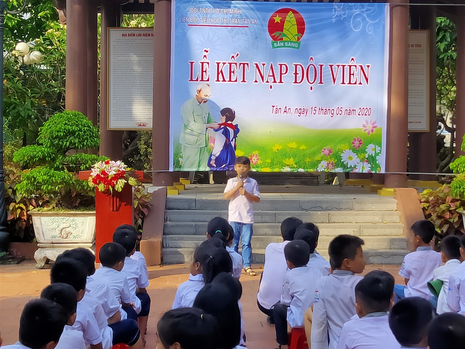 Liên đội Trường tiểu học Thị trấn Tân An tổ chức kết nạp đội viên năm học 2019-2020 - Ảnh minh hoạ 4