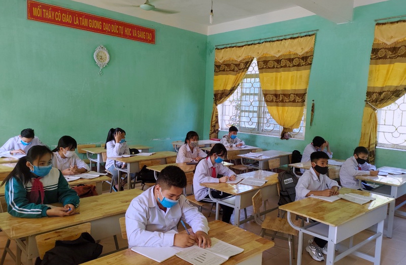 Lạng Sơn: Linh hoạt chia lớp đảm bảo giãn cách 1 mét giữa các học sinh - Ảnh minh hoạ 2