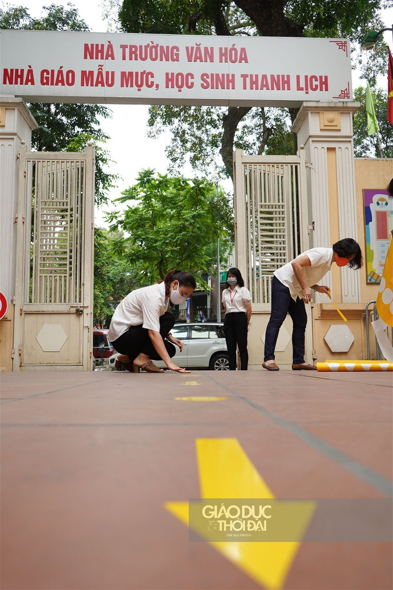 Hình ảnh nhà trường tất bật chuẩn bị đón học sinh Tiểu học, Mầm non trở lại - Ảnh minh hoạ 3