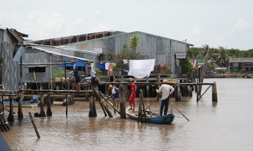 ĐBSCL: Kiên trì đưa học sinh trở lại lớp sau nghỉ dài vì dịch - Ảnh minh hoạ 2