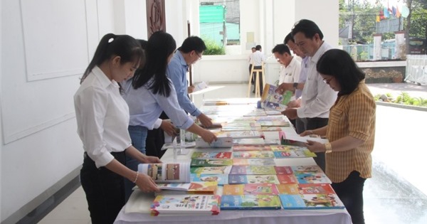 Sử dụng SGK tại Long An: Tôn trọng lựa chọn của giáo viên