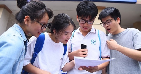 Hà Nội: Cạnh tranh khốc liệt giành "vé" vào trường chuyên