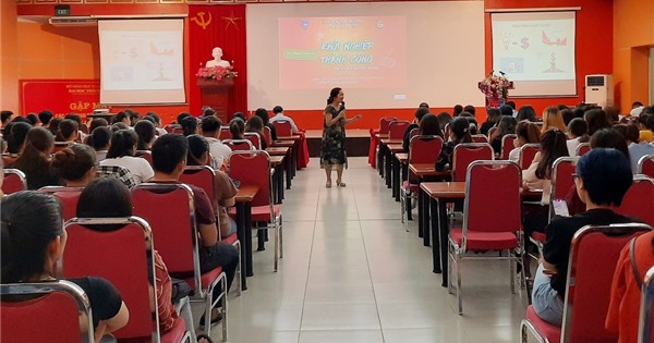 Thái Nguyên: Chuyên gia chia sẻ với sinh viên về tinh thần, tư duy khởi nghiệp