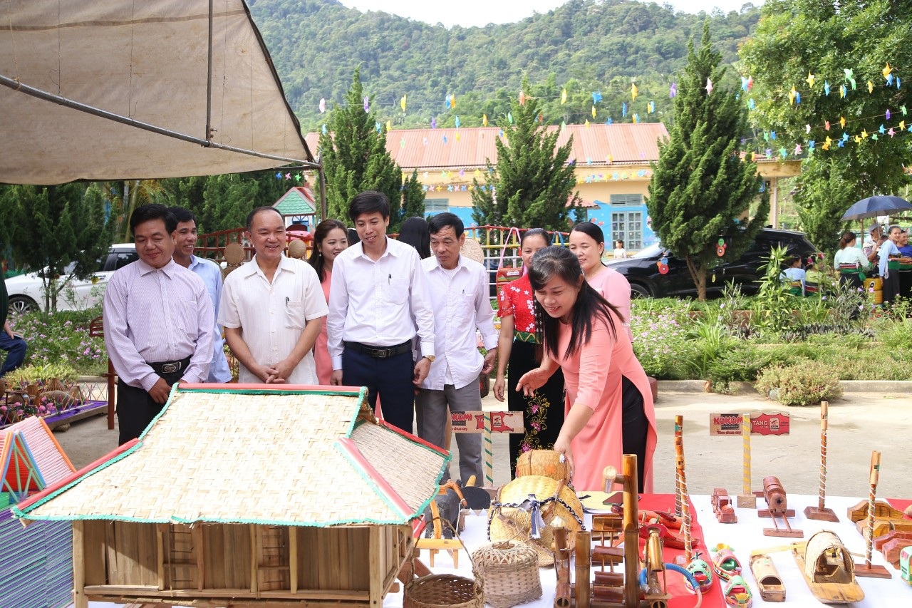 Giáo cụ trực quan từ nguyên học liệu thiên nhiên dễ kiếm tìm, an toàn cho trẻ - Ảnh minh hoạ 4