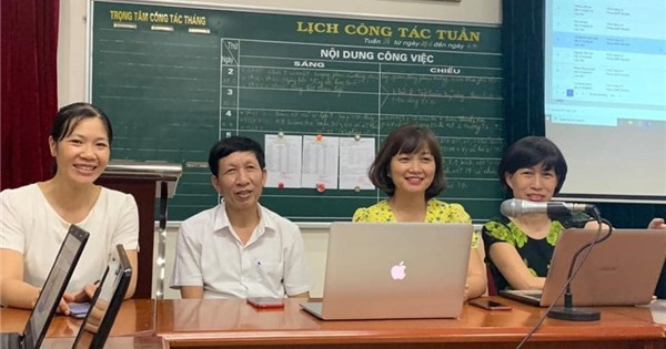 Hơn 100.000 học sinh lớp 9 Hà Nội thi thử môn Tiếng Anh vào lớp 10