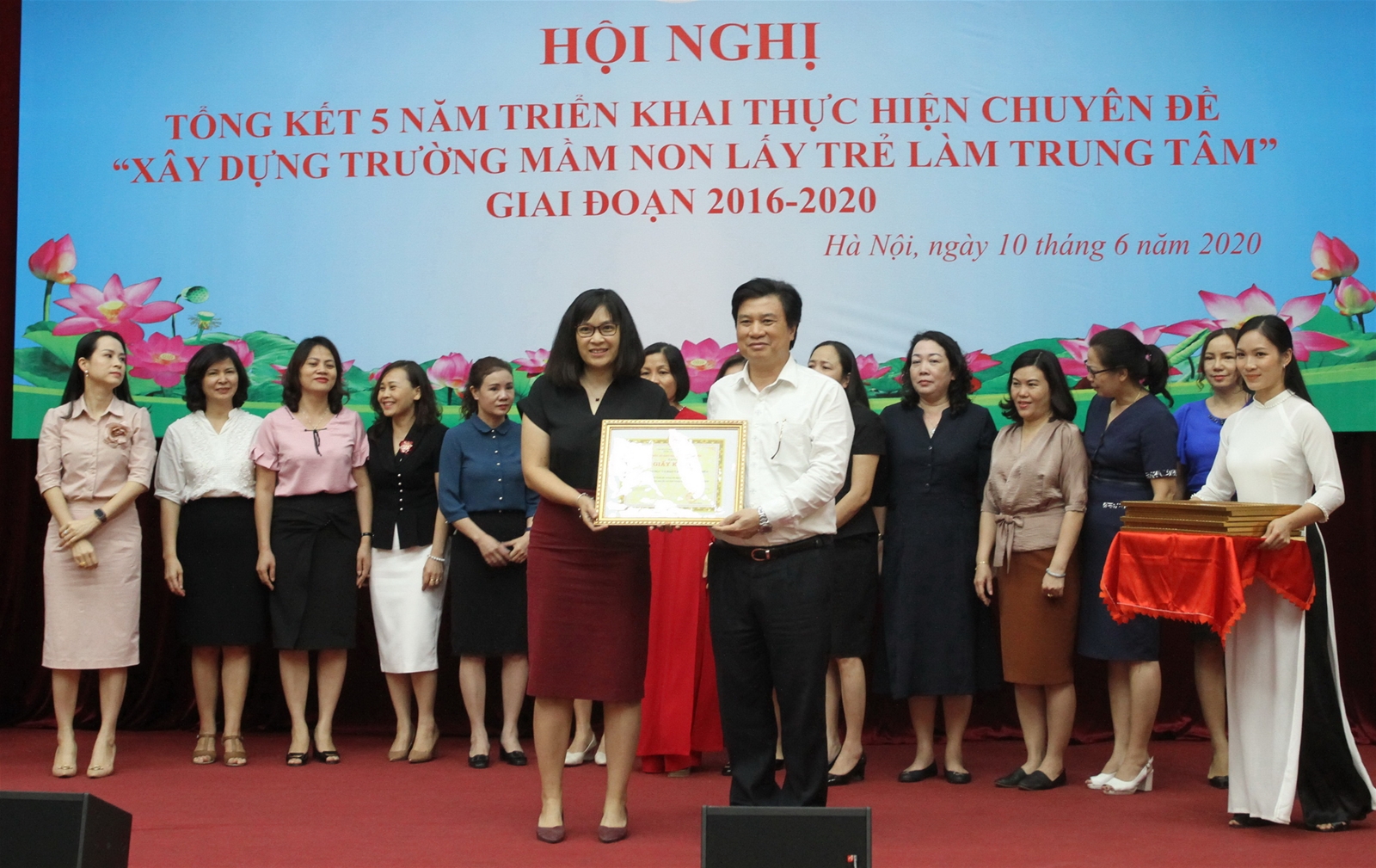 Thứ trưởng Nguyễn Hữu Độ:  Cần thống nhất nhận thức xây dựng mô hình trường mầm non lấy trẻ làm trung tâm - Ảnh minh hoạ 4