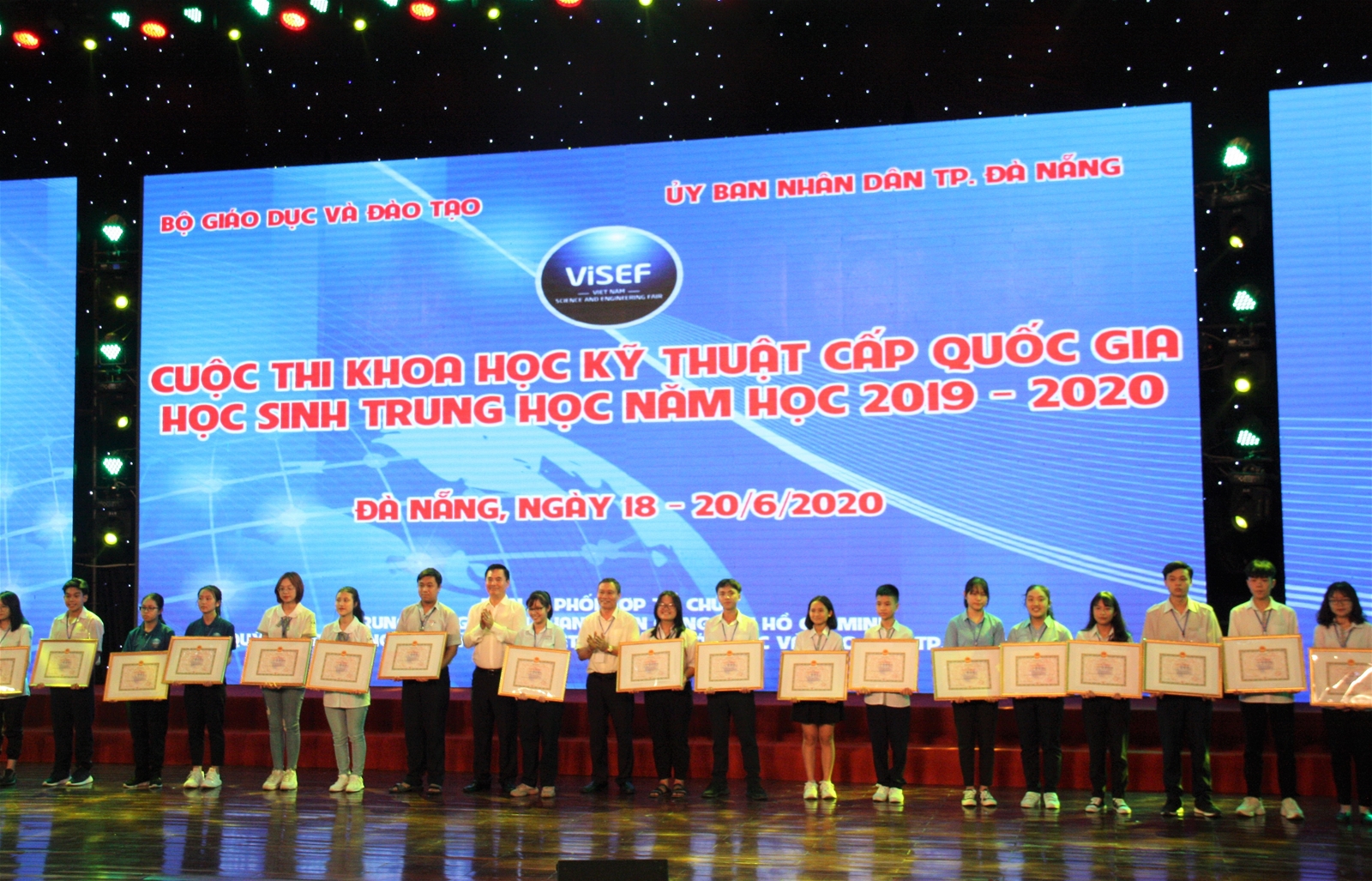 75 dự án đạt giải thi Khoa học kỹ thuật cấp quốc gia năm học 2019-2020 - Ảnh minh hoạ 4