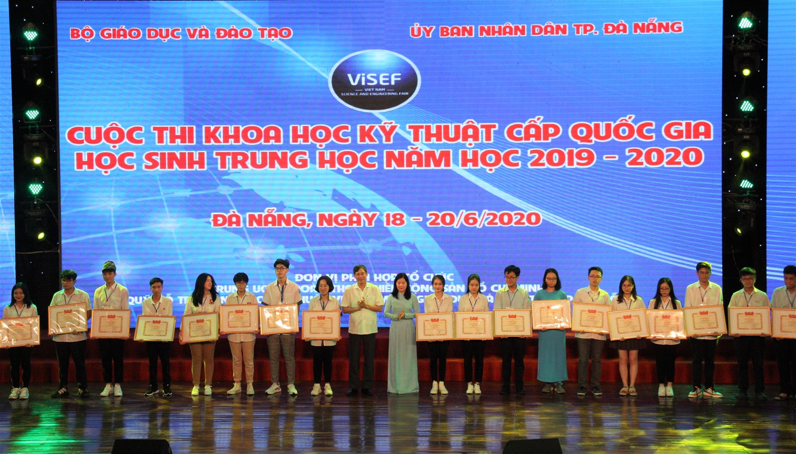 75 dự án đạt giải thi Khoa học kỹ thuật cấp quốc gia năm học 2019-2020 - Ảnh minh hoạ 2