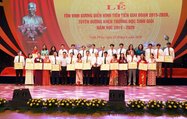 Vĩnh Phúc: Tôn vinh điển hình tiên tiến ngành giáo dục giai đoạn 2015-2020 - Ảnh minh hoạ 2