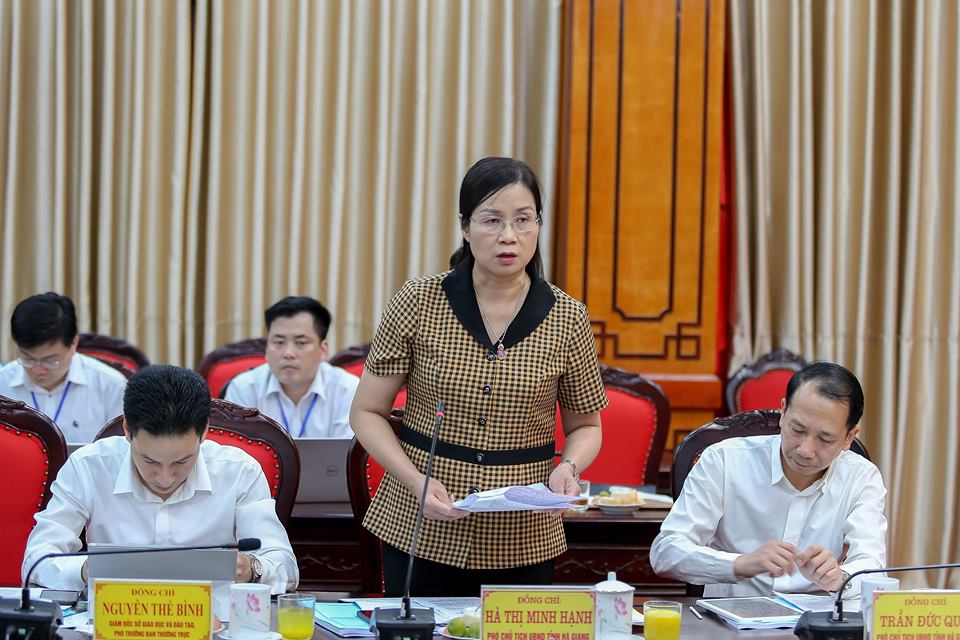 Bộ trưởng Phùng Xuân Nhạ: Phối hợp nhịp nhàng, hiệu quả các lực lượng trong Kỳ thi tốt nghiệp THPT - Ảnh minh hoạ 4