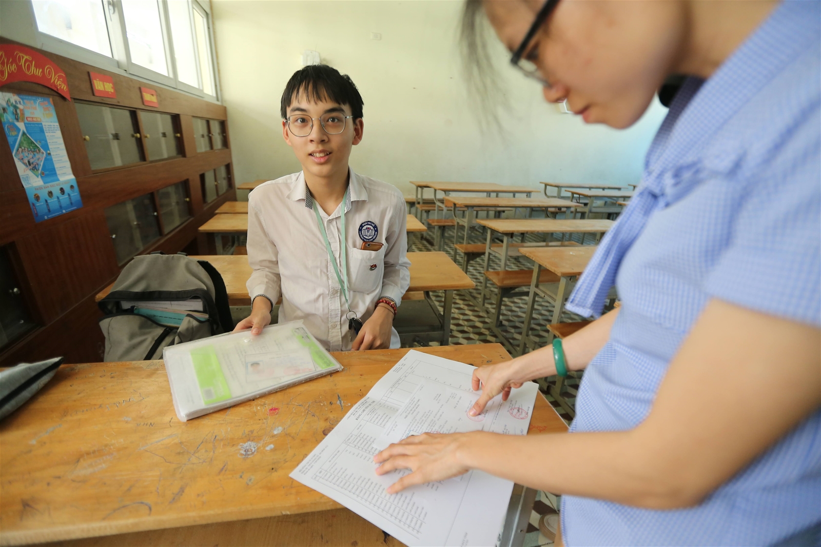 Chùm ảnh: Học sinh Hà Nội sẵn sàng cho kỳ thi vào lớp 10 - Ảnh minh hoạ 12
