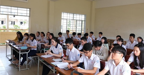 Dồn sức “chống trượt” thi tốt nghiệp THPT cho học sinh yếu