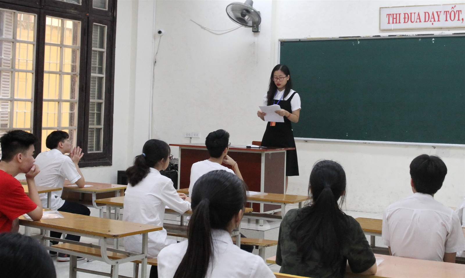Gần 90.000 thí sinh Hà Nội làm thủ tục dự thi vào lớp 10 - Ảnh minh hoạ 3