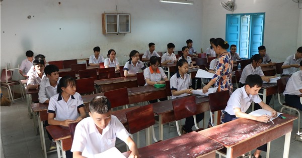 Thí sinh thi vào lớp 10 Ninh Thuận bước vào ngày thi đầu