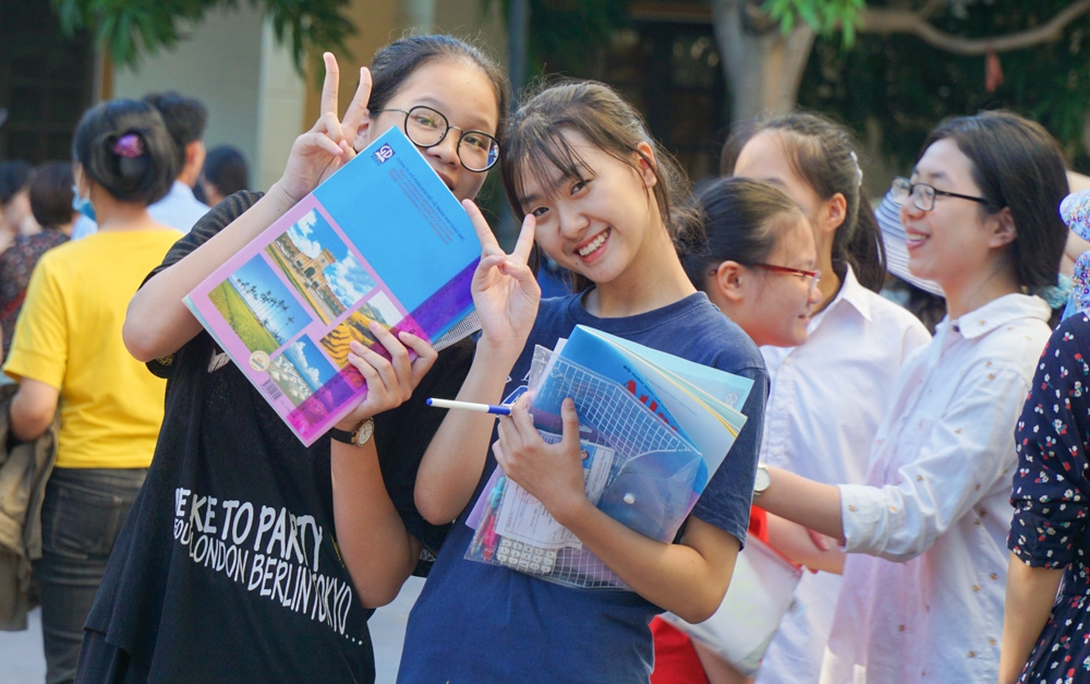 Hơn 2.000 thí sinh Nghệ An hoàn thành kỳ thi vào các trường THPT chuyên - Ảnh minh hoạ 4