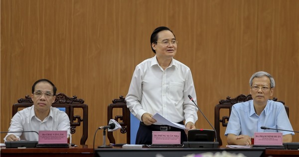 Bộ trưởng Phùng Xuân Nhạ: Cần chủ động phương án bảo vệ an toàn tuyệt đối bài thi