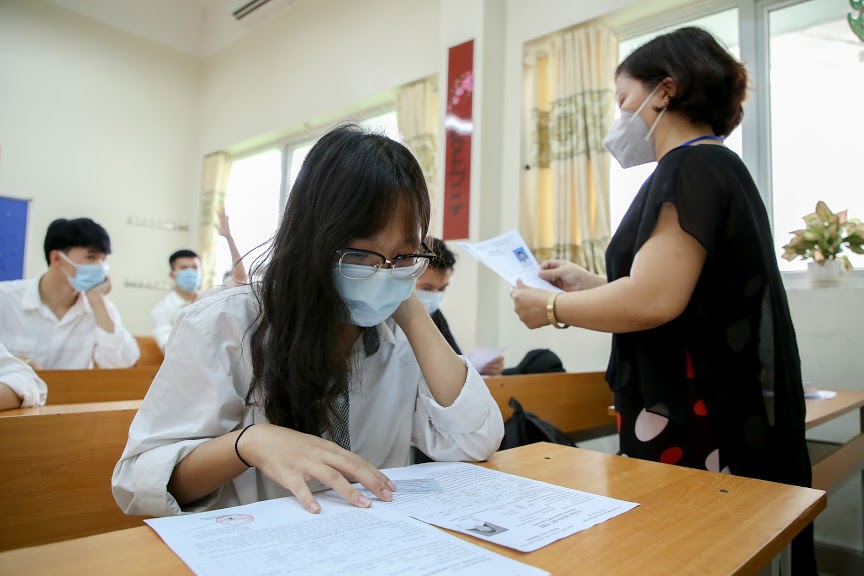 Ngày đầu tiên thi tốt nghiệp THPT: Kỷ cương trường thi được tăng cường - Ảnh minh hoạ 3