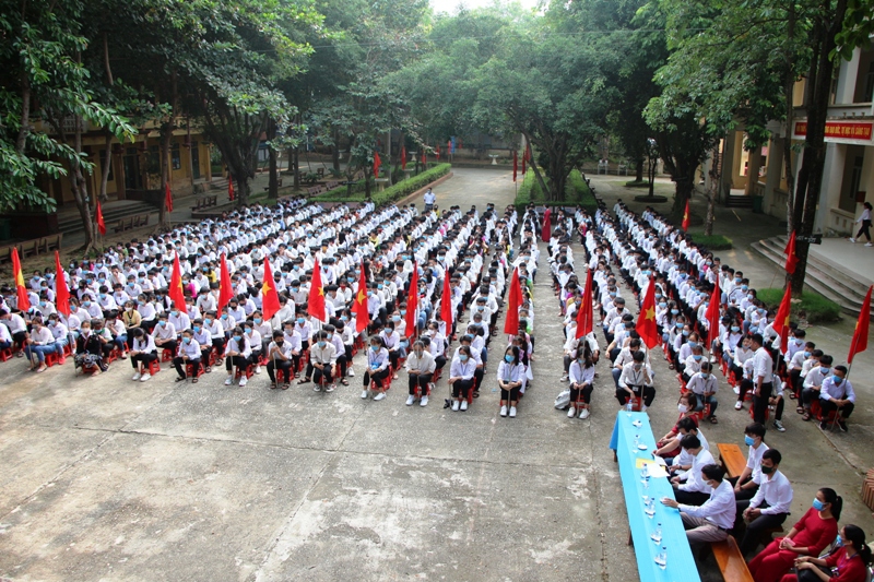 Xúc động hình ảnh khai trường ở vùng biên Mường Lát - Ảnh minh hoạ 14