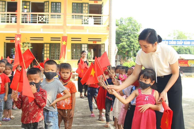 Học sinh vùng cao Yên Bái hào hứng tựu trường - Ảnh minh hoạ 14