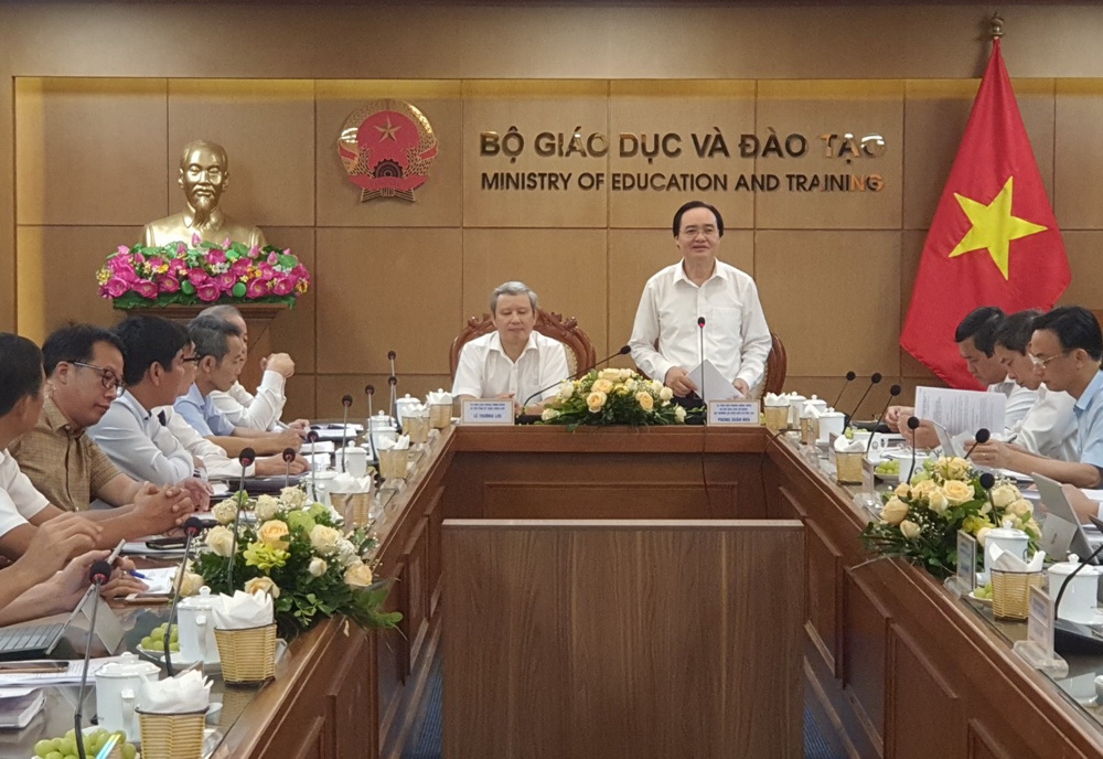 Bộ trưởng Phùng Xuân Nhạ làm việc với lãnh đạo Thừa Thiên Huế: Tập trung phát triển nguồn nhân lực - Ảnh minh hoạ 2