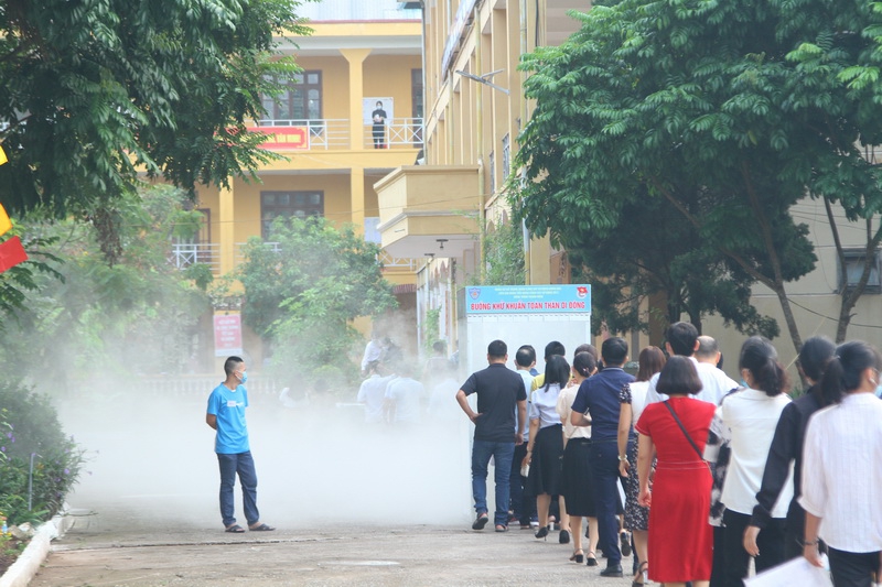 Hình ảnh phòng dịch nghiêm ngặt tại Điểm thi tốt nghiệp THPT đợt 2 tại Lạng Sơn - Ảnh minh hoạ 8