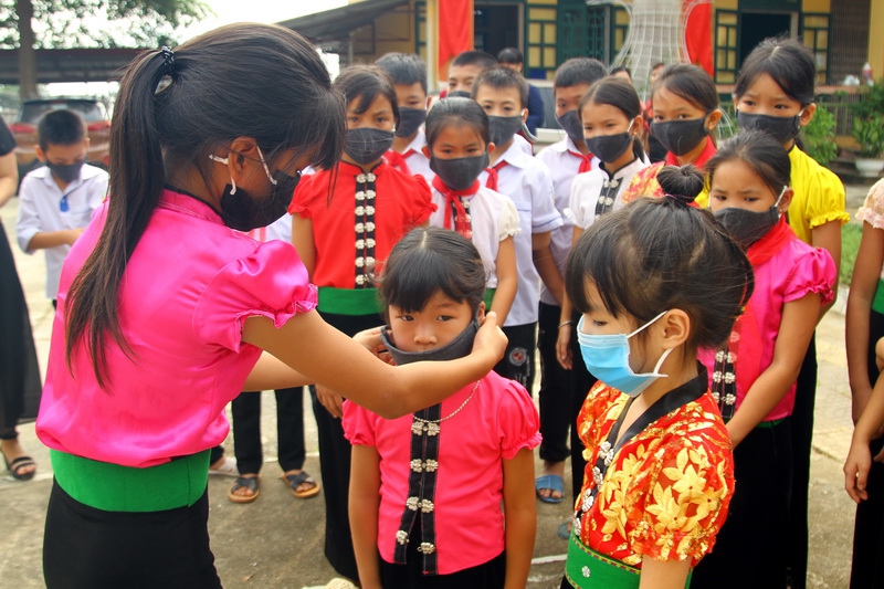 Học sinh vùng cao Yên Bái hào hứng tựu trường - Ảnh minh hoạ 11