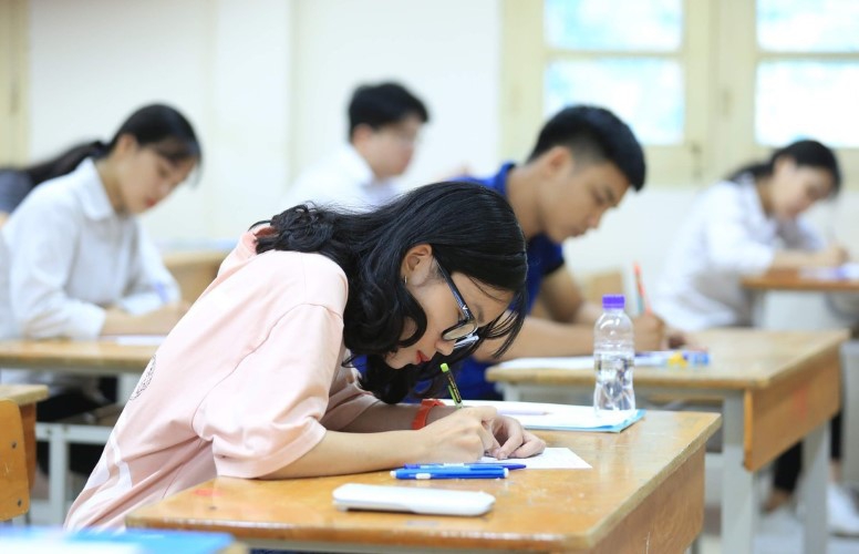 Đổi mới kiểm tra, đánh giá học sinh: Sao cho vẹn đôi đường